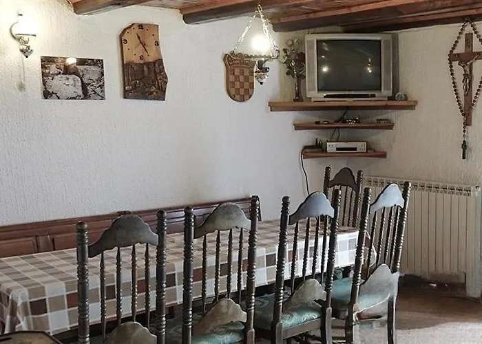 Ferienhaus House With A Parking Space Srednja Draga, Gorski Kotar - 24140